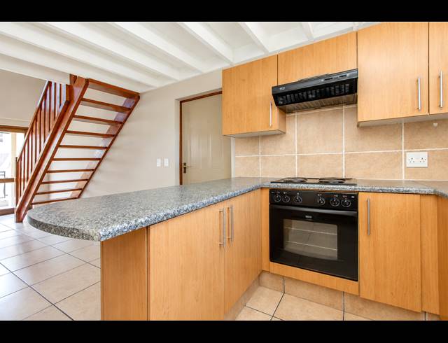 2 BEDROOM APARTMENT FOR SALE IN DOUGLASDALE